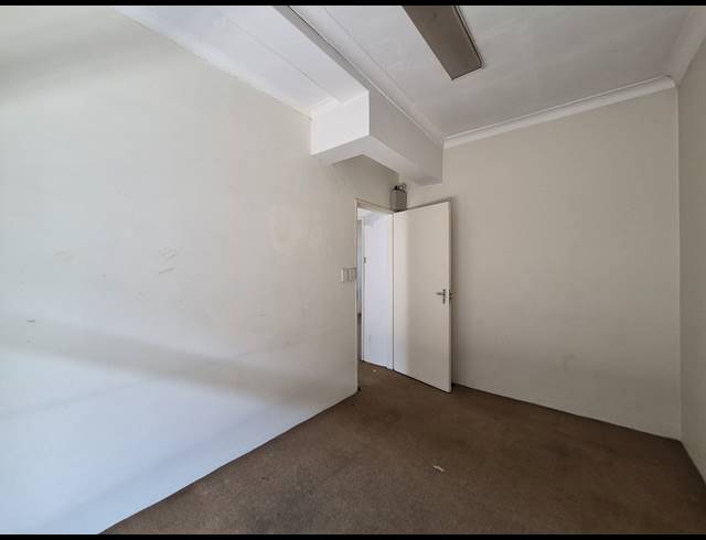37M² OFFICE TO LET IN MELVILLE